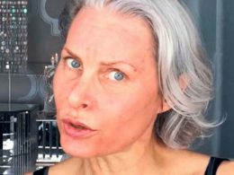 53-годишна жена за минути се "превръща" в 20-годишна красавица