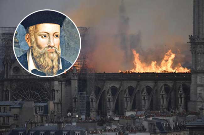 Пожарът който избухна в Париж в катедралата Нотр Дам за