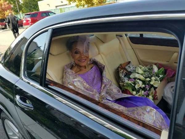 Мили Тейлър Морисън решила да мине под венчило на 86