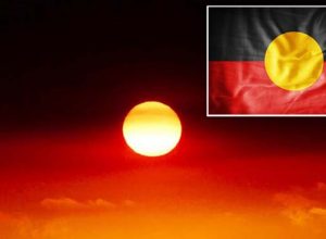 Пожарите превърнаха небето на Австралия във флага на избитите аборигени