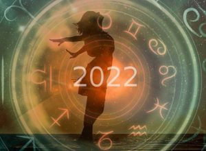 Женски хороскоп за 2022 година: ето кои ги чакат любов и промени