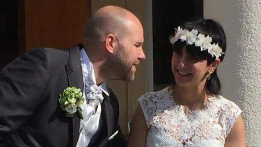 Щастлива двойка Няколко месеца след сватбата тя ще напише първата