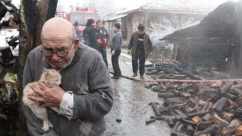 Трагедия и щастие в един миг Турски пенсионер внезапно загубил дома