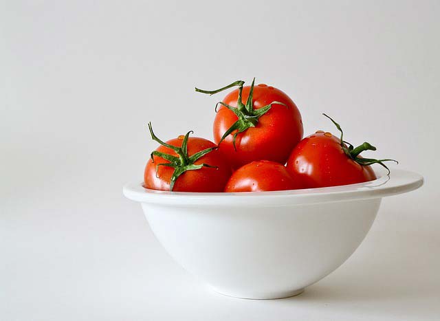 Диетологът Майкъл Мозли посочи доматите като зеленчук който има големи